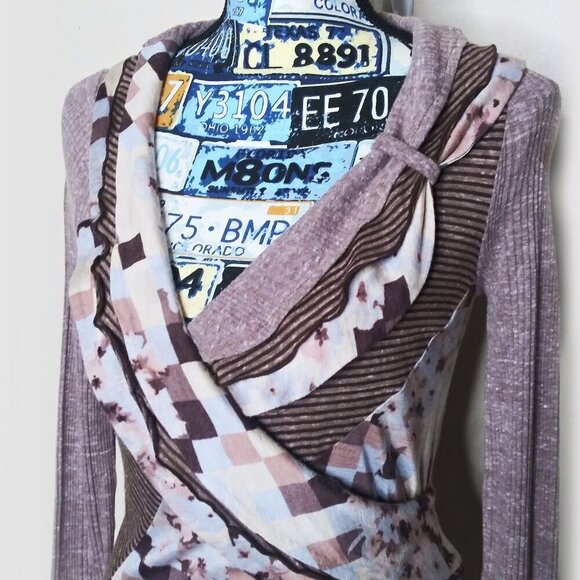 Anthropologie PILCRO Asymmetrical Faux Wrap Cardigan Ruffles Floral Striped XS - Picture 2 of 7